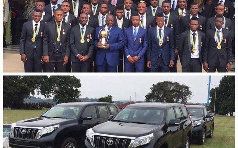 Wachezaji wa timu ya Leopards wa Jamuhuri ya Kidemokrasia ya Congo wamepewa zawadi ya magari