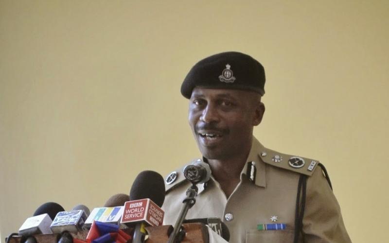 Rais wa Jamhuri ya Muungano wa Tanzania Dkt. John Pombe Magufuli amemteua Kamishna wa Polisi Thobias Andengenye kuwa Kamishna Mkuu wa Jeshi la Zimamoto nchini.