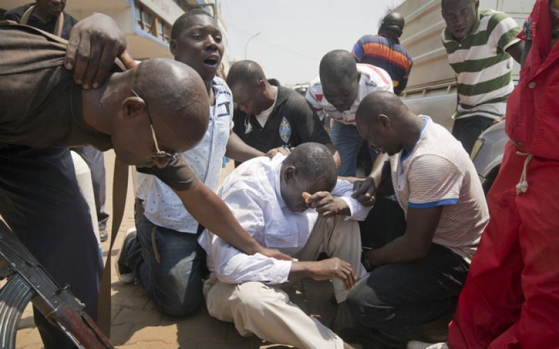 Polisi nchini Uganda wamelazimika kutumia mabomu ya machozi kuwatawanya wafuasi wa Mgombea urais wa chama cha upinzani cha FDC nchini Uganda Kizza Besigye