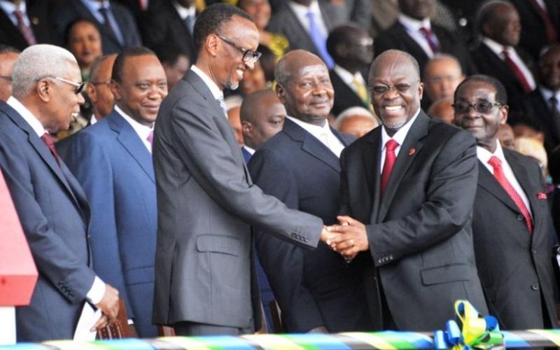 Rais wa Rwanda Paul Kagame amelaumu Jumuiya ya Afrika Mashariki kwa kutumia pesa ‘kiholela’ kutokana na mawaziri kufanya ziara za mara kwa mara kuhudhuria mikutano.